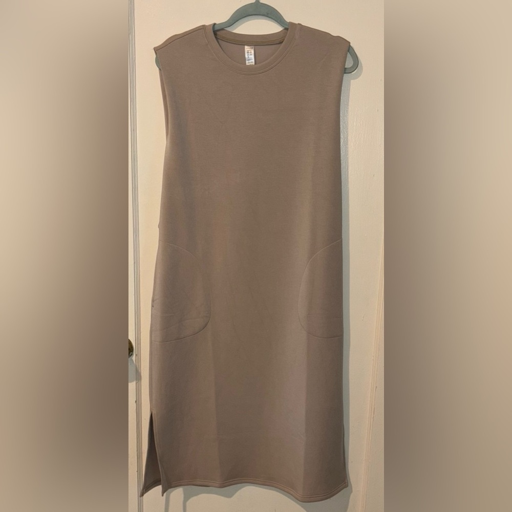 SPANX Air Essentials Sleeveless Scuba Knit Tank Dress Boxy Tahini Sz Medium NOTE - Picture 2 of 9
